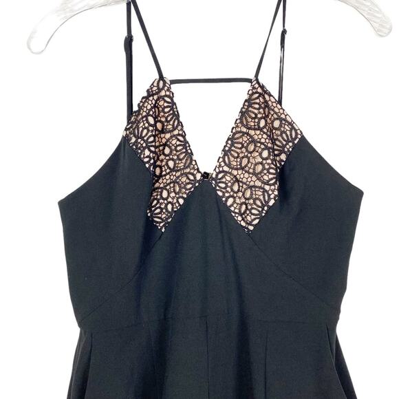 New With Tags ASOS Plunge Jumpsuit Laser Etched Bodice Black Womens Size 8 - Picture 4 of 13